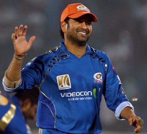  Sachin Tendulkar became the first Indian batsman to win the Orange Cap when he aggregated 618 runs in 15 matches for his home franchise - the Mumbai Indians - in IPL 2010.